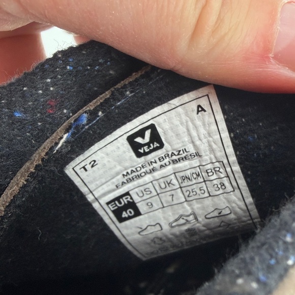 Veja Roraima Women’s Sneakers in Nubuck Moonrock Nautico 9 S62 - Picture 5 of 7